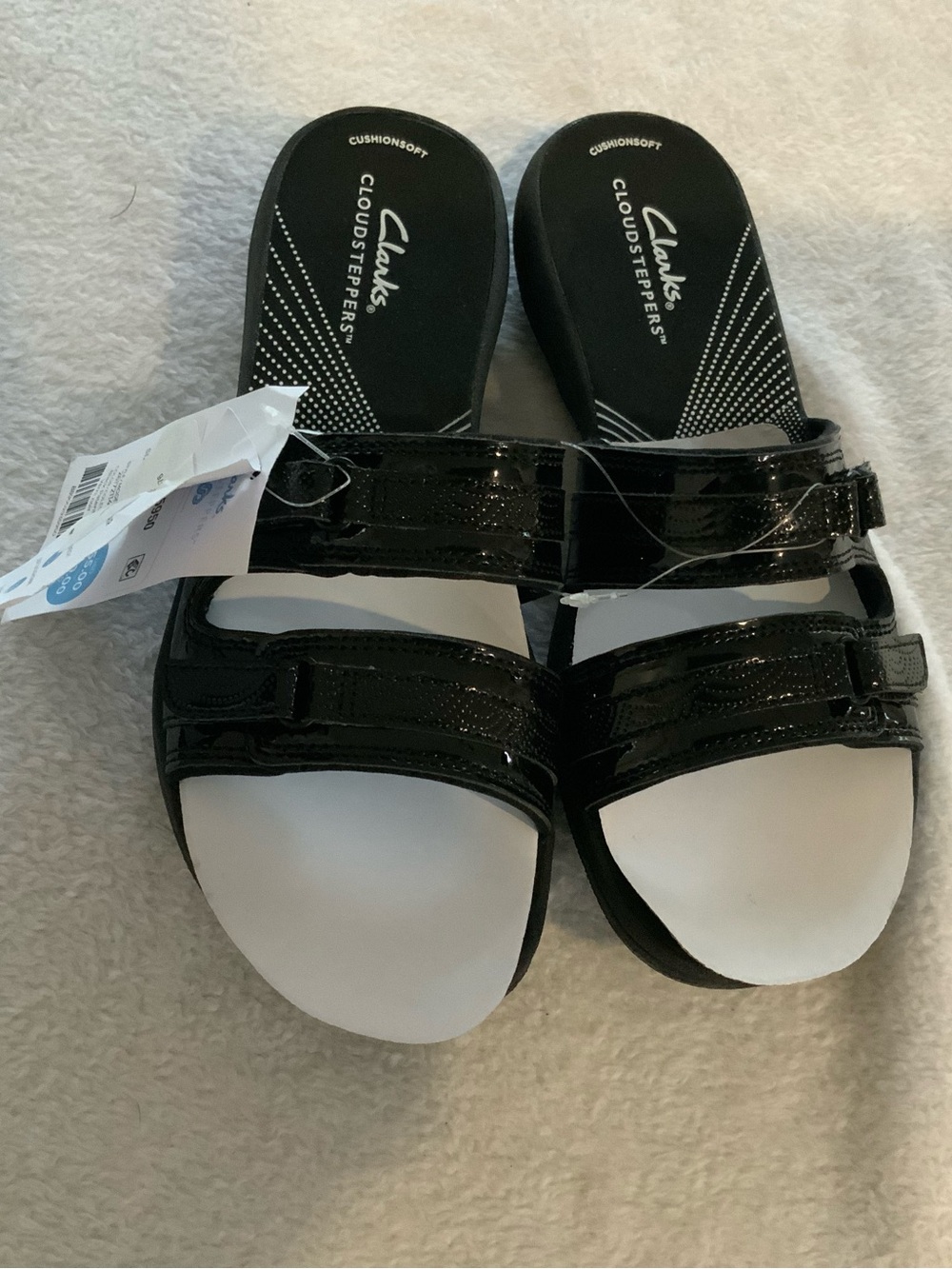 Clarks Black Patent Double-Strap Slide Sandals size 7 new no box. SKU 3180